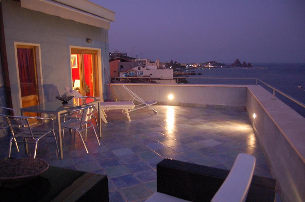 مبيت وإفطار آتْشّي كاستيلّو La Terrazza Sul Mare الغرفة الصورة